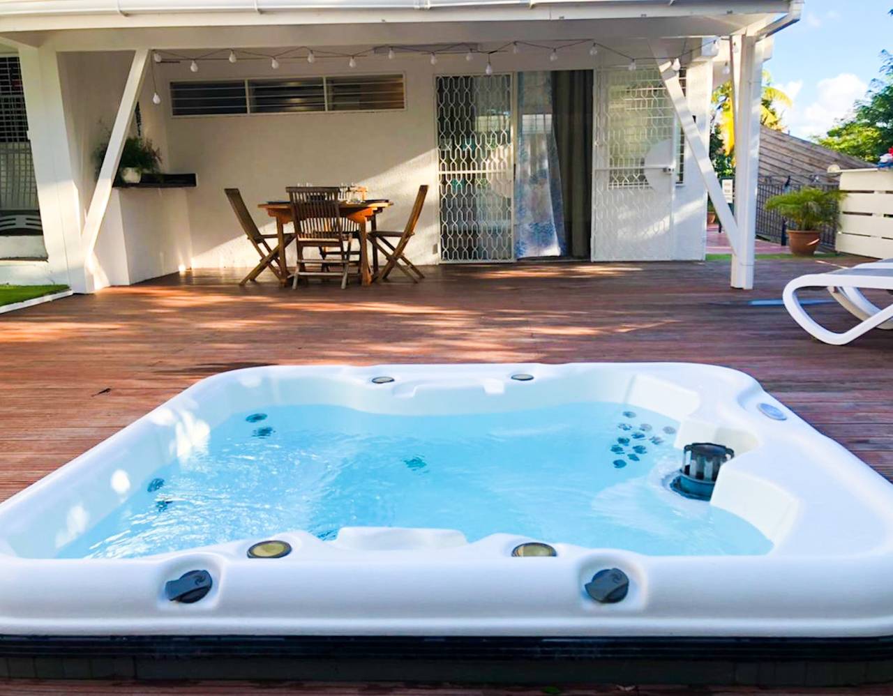 Maison charmante à Les Trois-Îlets avec jacuzzi in Pointe du Bout, Les Trois-Îlets