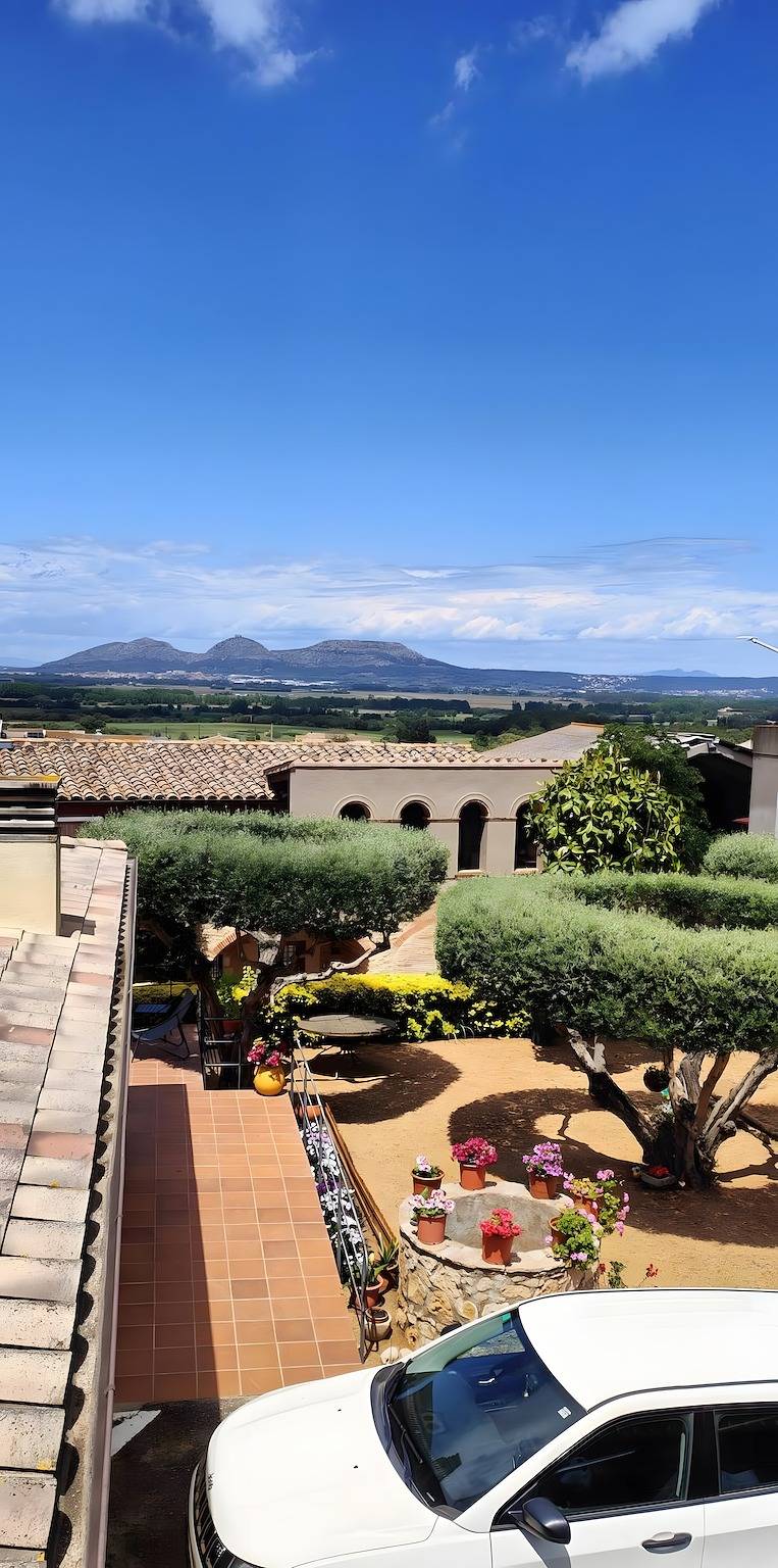 Maison de vacances 'Can Sais' avec vue sur la montagne, Wi-Fi et climatisation in els Masos de Pals, Pals