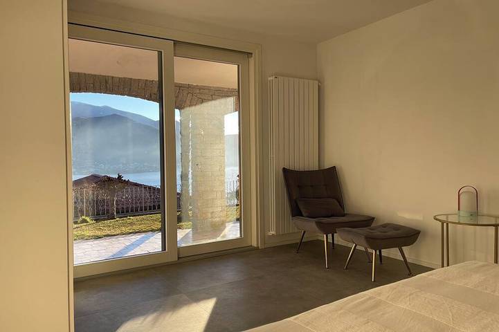 Appartamento intero, Romantic vacation apartment with a breathtaking view of the lake in Carmine Inferiore, Comune di Cannobio