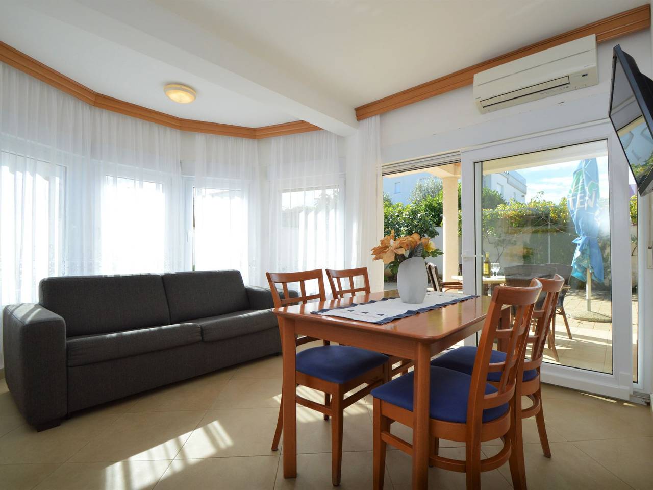 Ganze Wohnung, Sablić in Pirovac, Šibenik-Knin