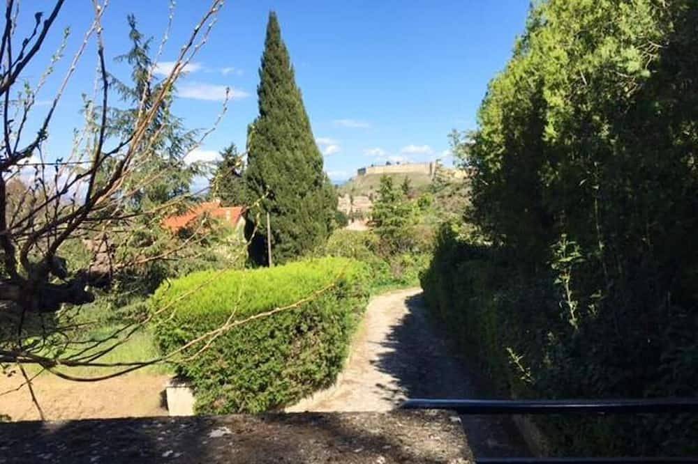 Villa Villeneuve les Avignon in Villeneuve-lès-Avignon, Region de Nimes
