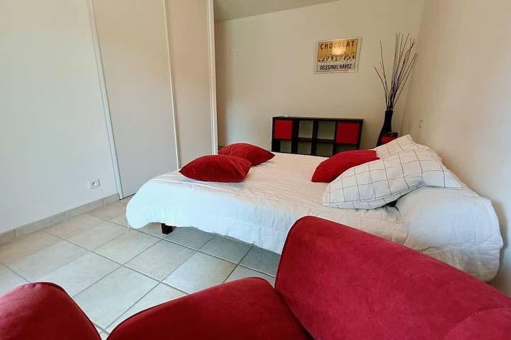 Location de vacances pour 6 personnes, avec jardin et balcon à Veyrignac - 4