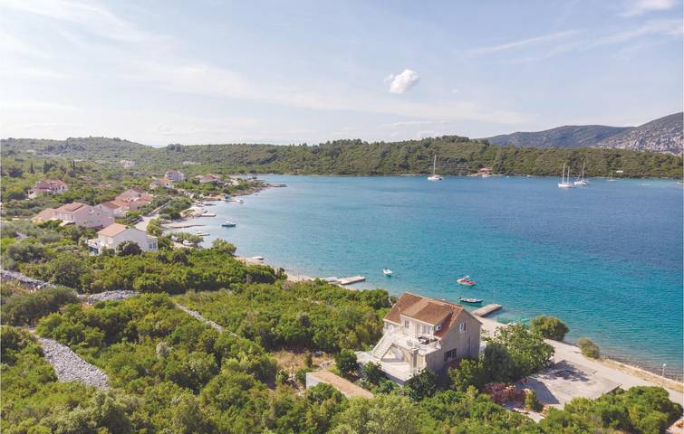 Ferienwohnung für 8 Personen, mit Terrasse, mit Haustier in Kroatien - 2