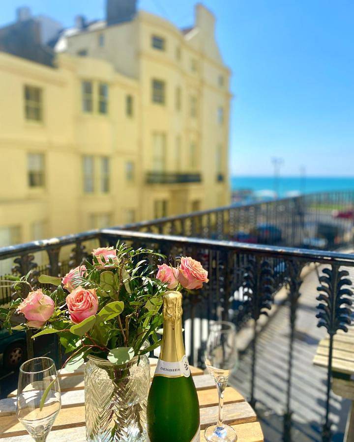 Entire apartment, One-Bedroom Apartment in Hove, Brighton