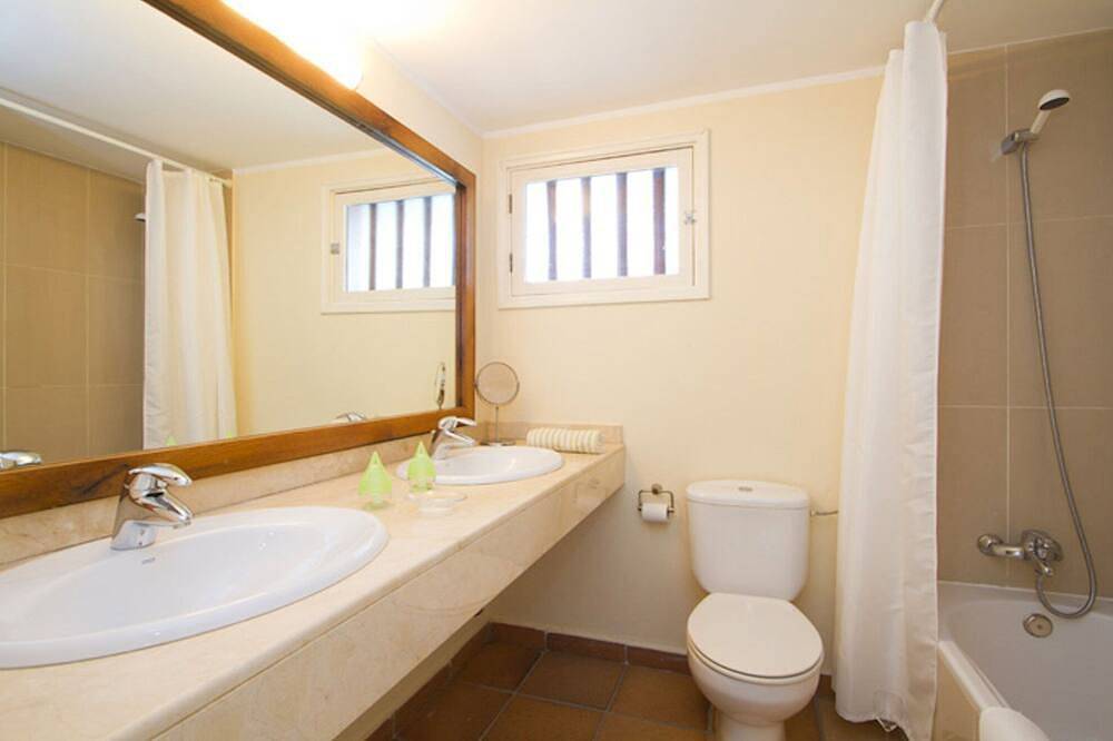 Casa Tingu - Villa de 3 dormitorios - Cerca de servicios - Ideal para familias in Puerto del Carmen, Tías
