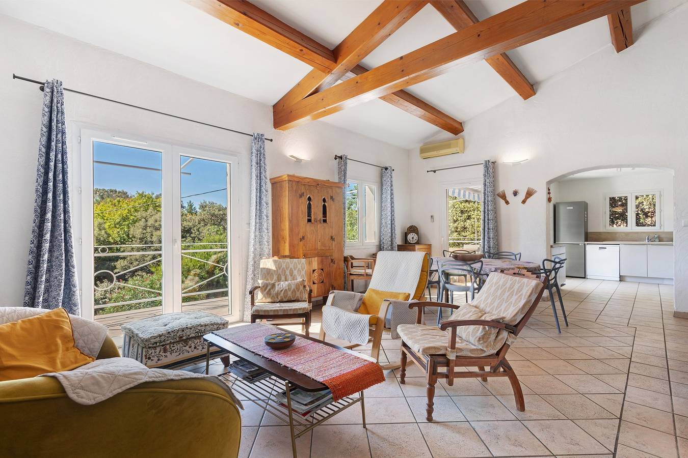 Maison de vacances 'Les Loriots' avec piscine privée, Wi-Fi et climatisation in Flassans-sur-Issole, Région de Brignoles