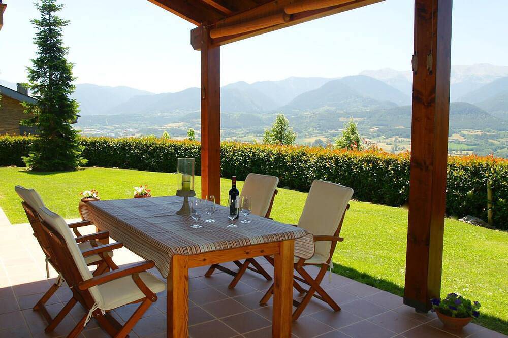 Prullans Ii - Fünf Schlafzimmer Haus, Schläft 10 in Prullans, Katalanische Pyrenäen