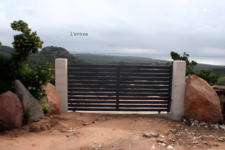 Holiday Home 'La Bergerie' with Sea View, Wi-Fi and Air Conditioning in Bonifacio, Arrondissement de Sartène