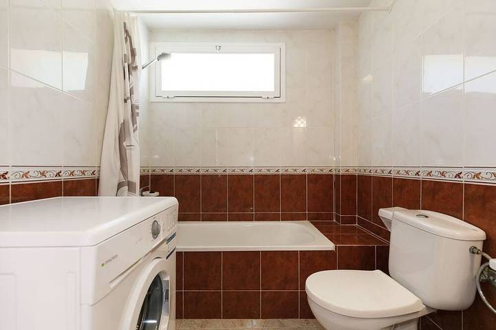 Entire apartment, Beachfront apartment perfect for small families · Uhc Arco Del Sol 165 in Platja de l'Arenal (Vandellòs i l'Hospitalet de l'Infant), Vandellòs i l'Hospitalet de l'Infant