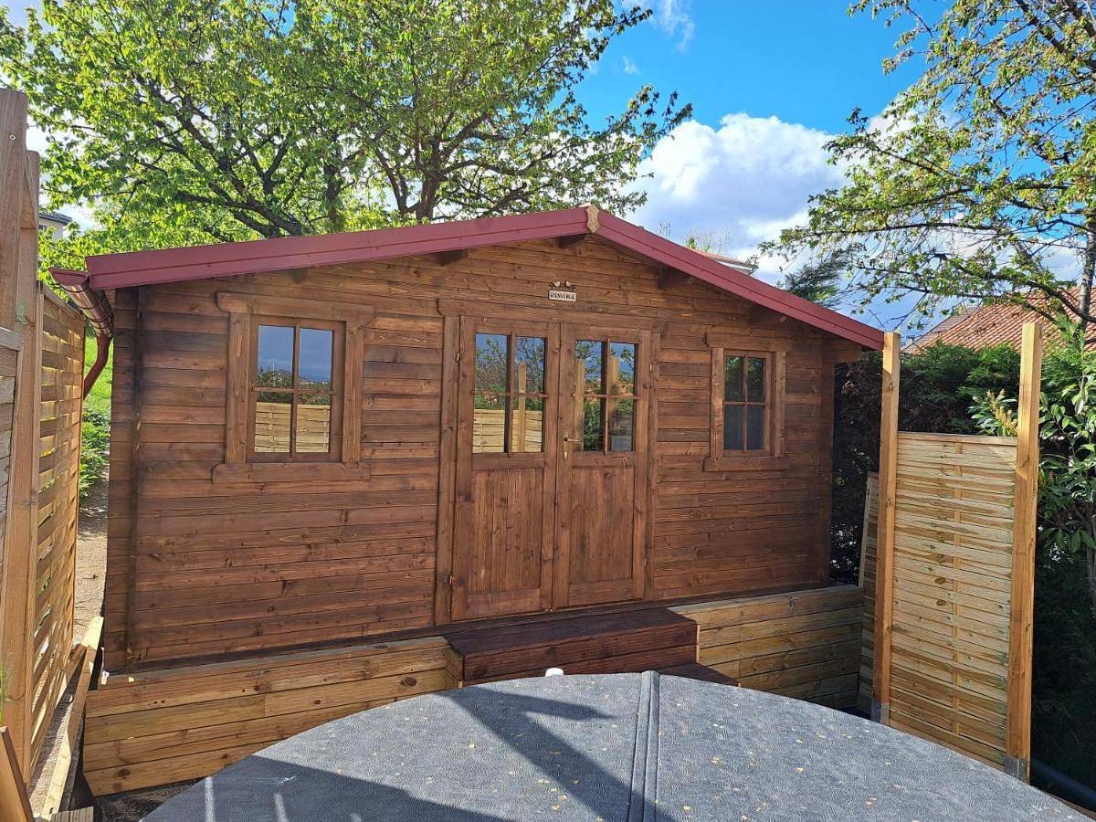 Cabane Spa Nord'Gouis in Cournon-d'Auvergne, Région de Clermont-Ferrand