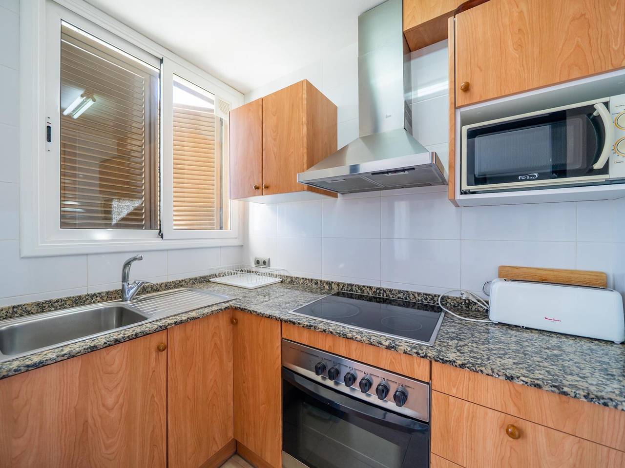 Ganze Wohnung, Bel appartement à Torredembarra : 3 chambres, piscine, Wifi, à 200m de la plage in Torredembarra, Costa Dorada