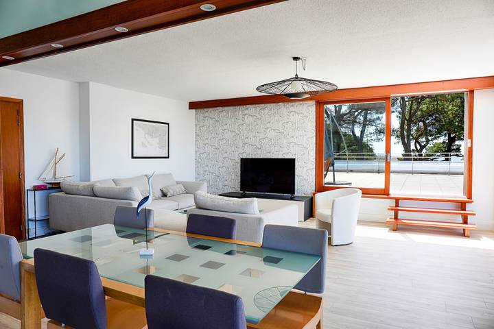 Apartamento entero, Spacious T4 with Wifi on the seafront in Saint-Philibert, Côte des Mégalithes