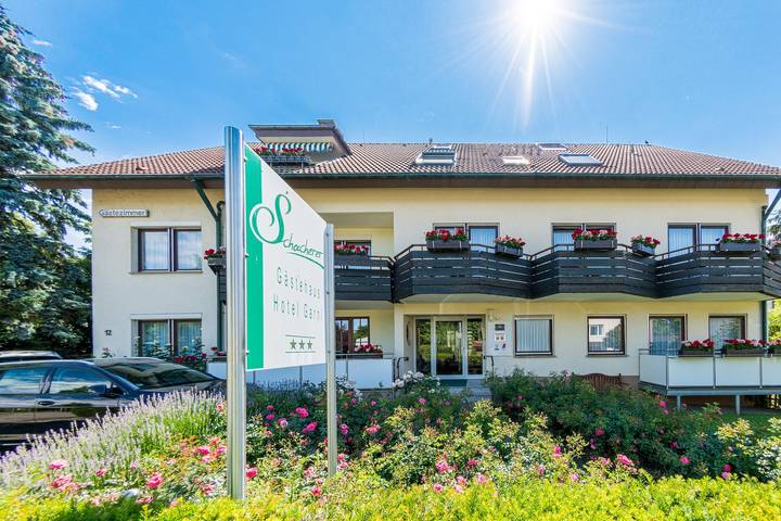 Hôtel pour 2 personnes, avec Balcon/Terrasse ainsi que Terrasse et Jardin à Müllheim