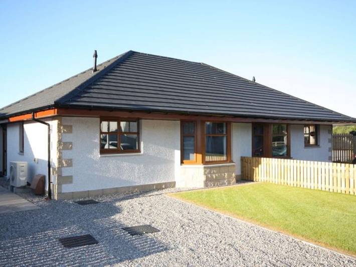 Vacation rental for 4 people, with yard the Highlands