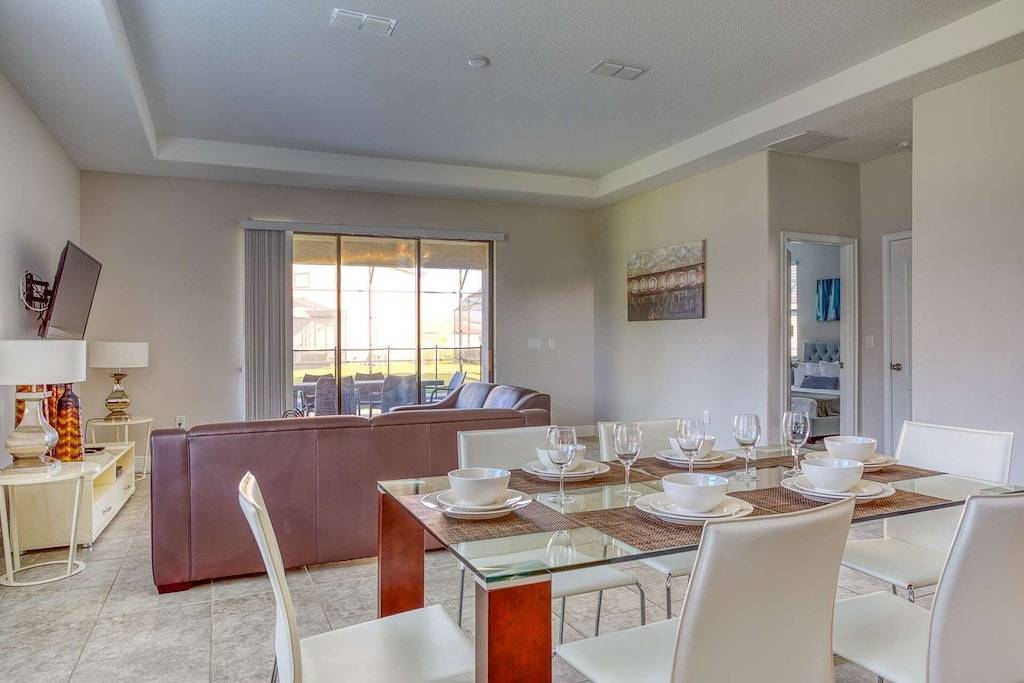 3Br Home Near Legoland & Disney | Pool, Game Room, Balmoral Resort Amenities | Pet-Friendly in Haines City, Zentral Florida