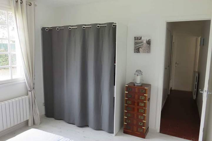 Location de vacances pour 4 personnes, avec terrasse et jardin dans Plage des Sables-Vignier - 4