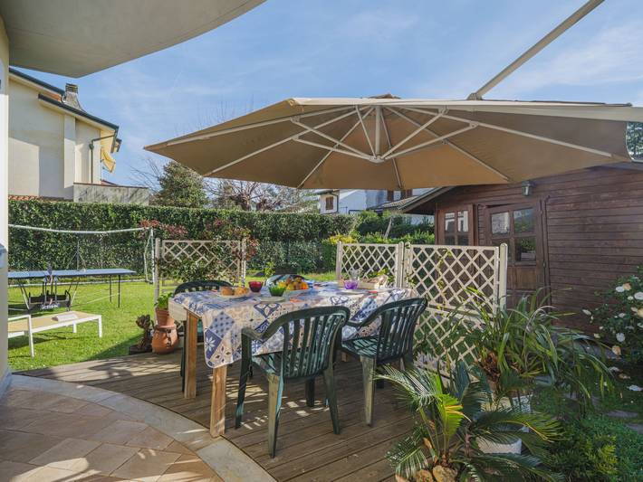 Ferienwohnung für 4 Personen, mit Terrasse und Garten an der Versilia - 3