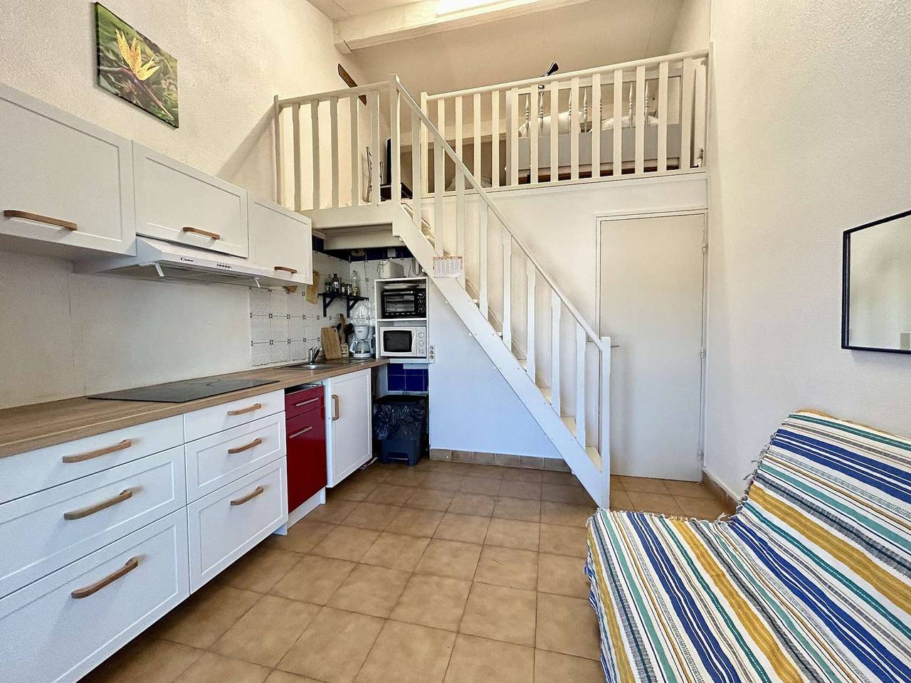 Ganze Wohnung, Sainte-Maxime: Studio mit Mezzanin für 4, 50m vom Strand in Sainte-Maxime, Draguignan Region