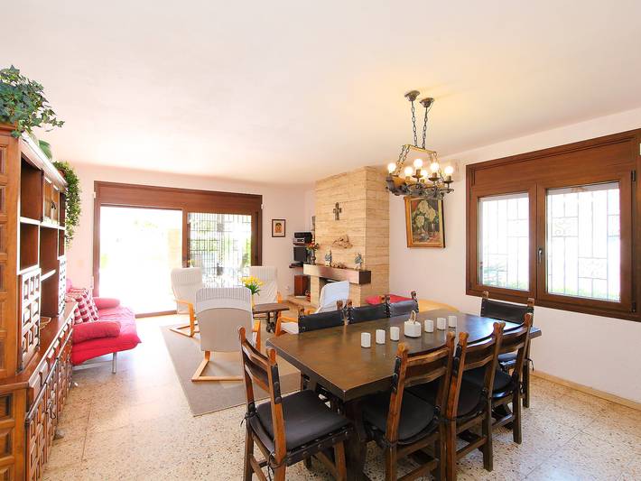 Ferienhaus für 8 Personen, mit Garten und Pool sowie Terrasse in Empuriabrava - 3