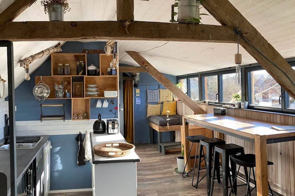 Appartement entier, Le Loft de l'auberge du Lac Noir – Espace, Indépendance & Esprit Vintage in Saint-Cernin-de-Larche, Région de Brive-la-Gaillarde