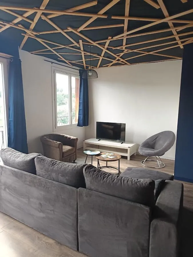 Apartamento de vacaciones para 5 personas, con vistas y balcón, Se admiten mascotas - 1
