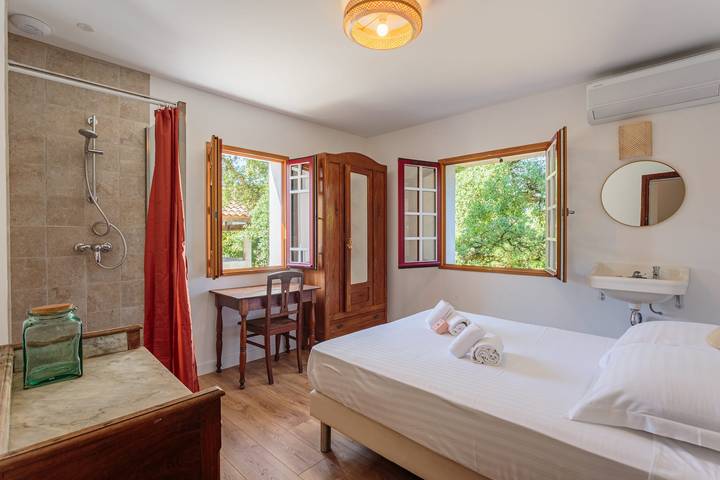 Gîte pour 7 personnes, avec terrasse et jardin dans Plage Centrale Hossegor - 3