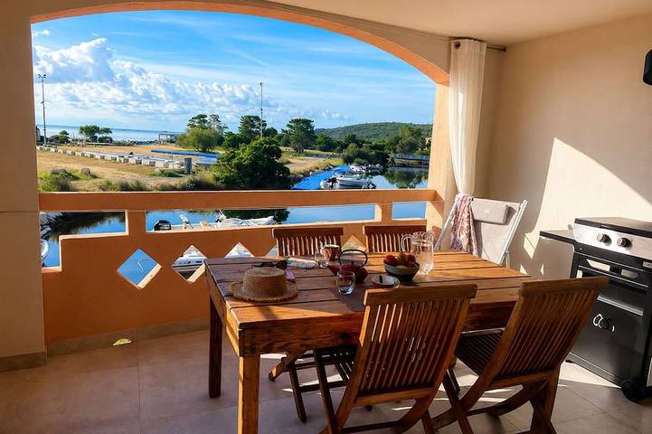 Gîte pour 4 personnes, avec balcon, animaux acceptés dans Plage de Saint Cyprien (Lecci)