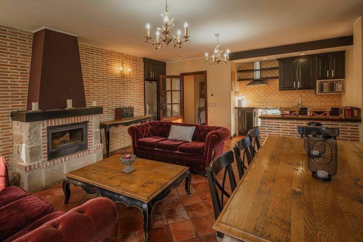 Ferienhaus 'Entrada Rio Lobos 2' mit Bergblick und Wlan in Hontoria del Pinar, Burgos Provinz