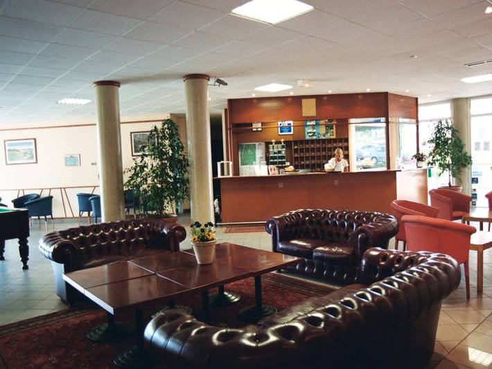 Gîte pour 8 personnes, avec piscine, adapté aux familles dans Moliets-Plage - 2