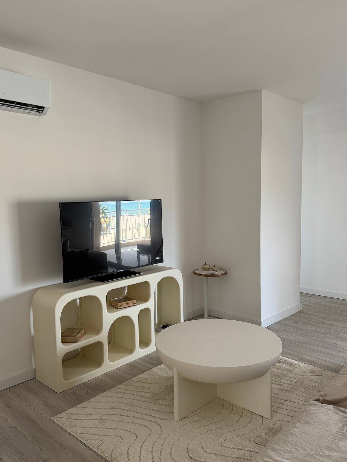 Maison de Vacances 'Face À La Mer 2' avec Terrasse Privée et Climatisation in Port-la-Nouvelle, Côte méditerranéenne (France)
