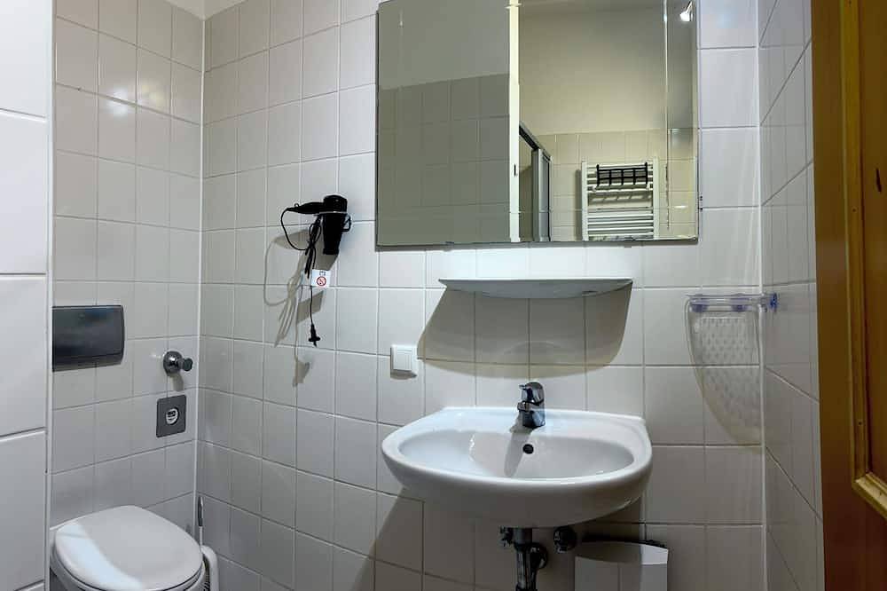 Apartamento entero, Gemütliche Stadtwohnung im Zentrum Halle in Halle (Sajonia-Anhalt), Saale-Unstrut