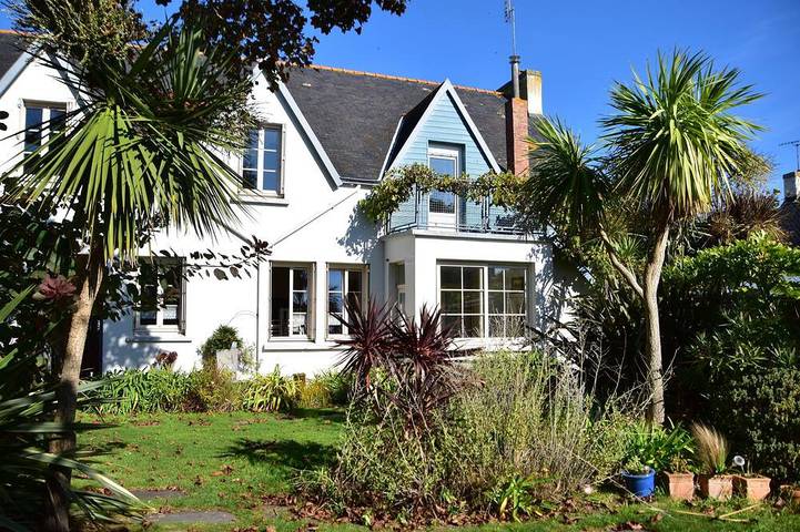 Maison de vacances pour 14 personnes, avec jardin à Plonéour-Lanvern