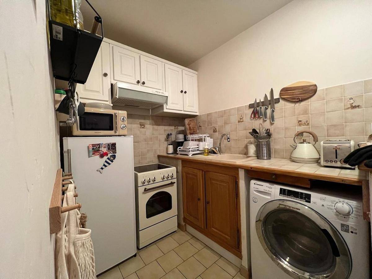 Appartement entier, Two-Bedroom Apartment in Esparron-de-Verdon, Alpes-de-Haute-Provence