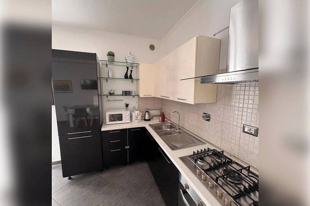 Entire apartment, Elegant apartment near fiumicino in Fiumicino, Rome Province