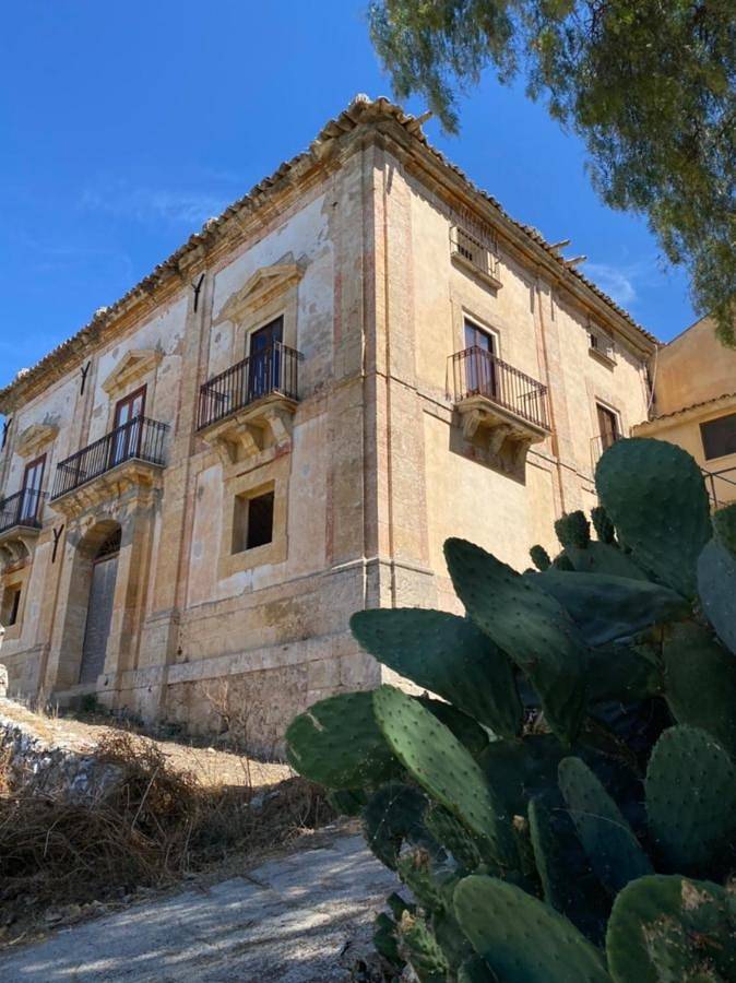 Location de vacances pour 4 personnes, avec jardin et vue à Siculiana