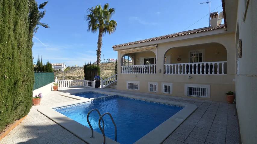 Villa pour 7 personnes, avec jardin et piscine à Rojales
