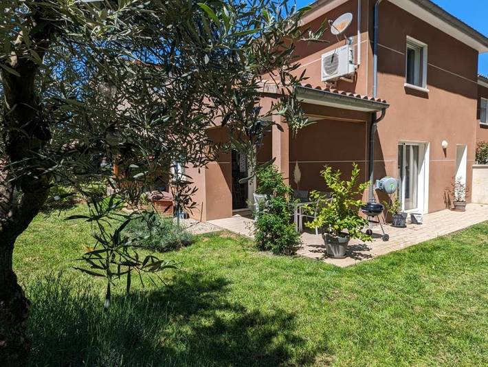 Location de vacances pour 6 personnes, avec Terrasse à Bourg-de-Péage