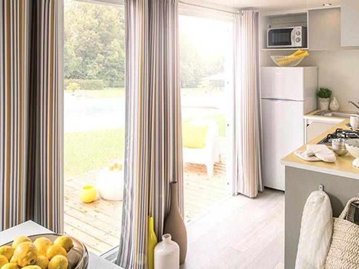 Camping Domaine de Soleil Plage - Mobilheim 6 personen - Ultimate | 3 Zi. | 6 Pers. | Einzelne Terrasse | 2 Bäder | Klimaanlage | Tv in Vitrac, Périgord Noir