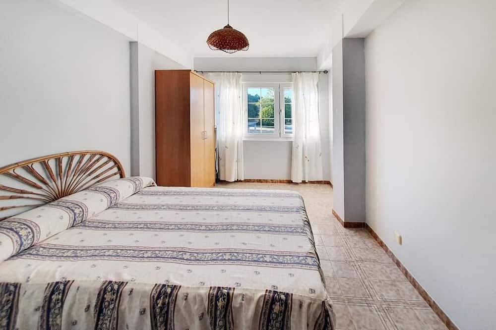 Entire apartment, La Casa de Ana is located in an old salting factory dating back to 1805. in Fisterra, Costa da Morte