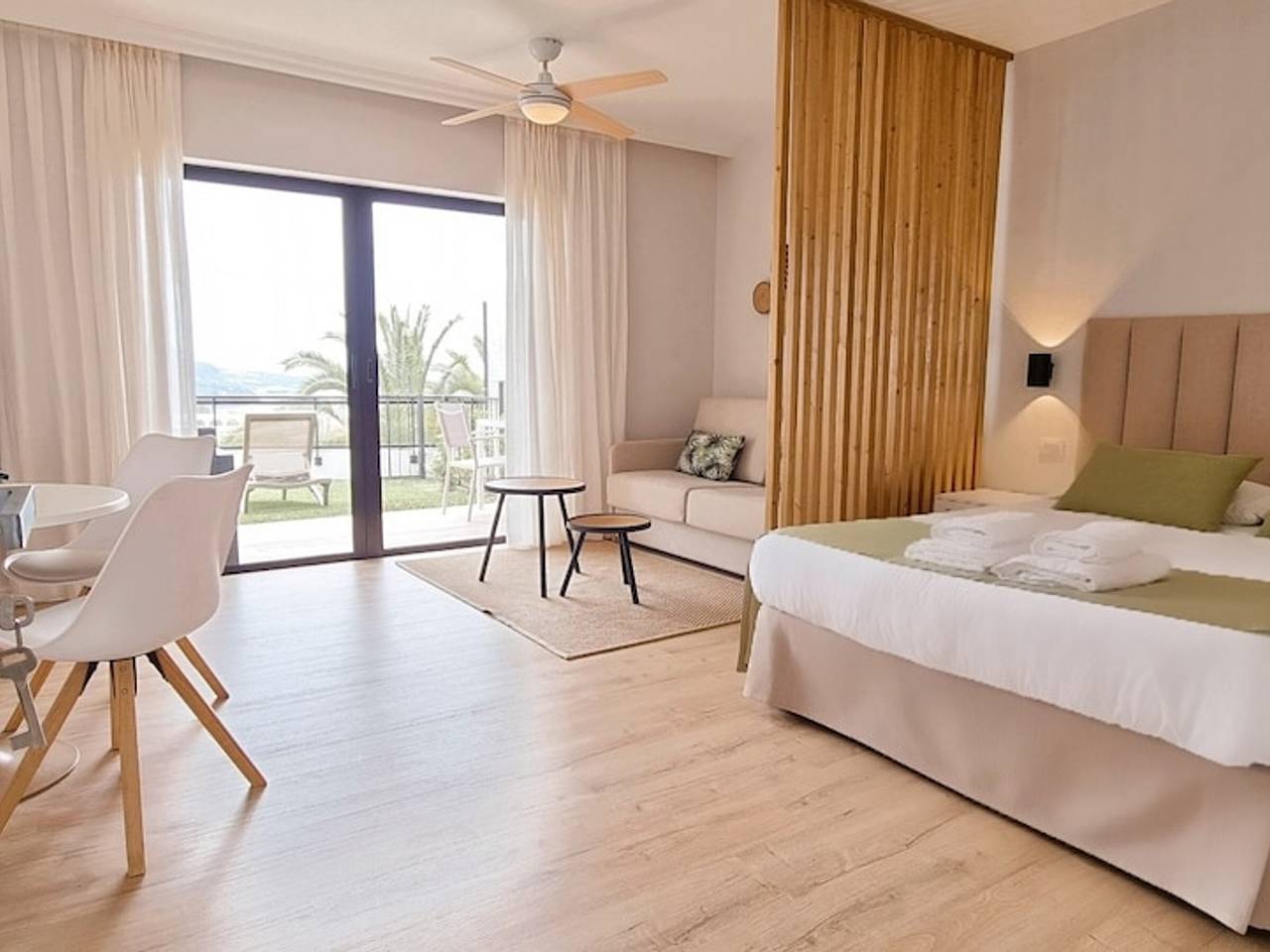 Ganze Wohnung, Haus mit Privater Terrasse und Meerblick in Los Realejos in Toscal - La Longuera, Los Realejos