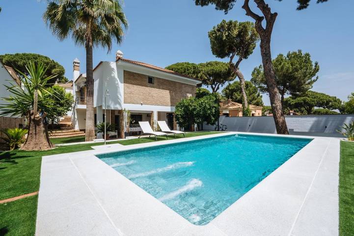 Location de vacances pour 4 personnes, avec piscine ainsi que jardin et terrasse à Alcalá de Guadaíra - 4