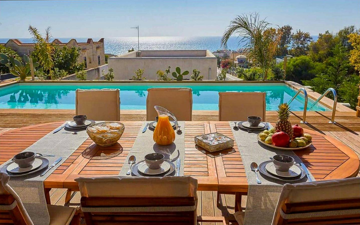 Vous profiterez d'une villa avec piscine et jacuzzi près de Selinunte. in Triscina, Castelvetrano (Commune)