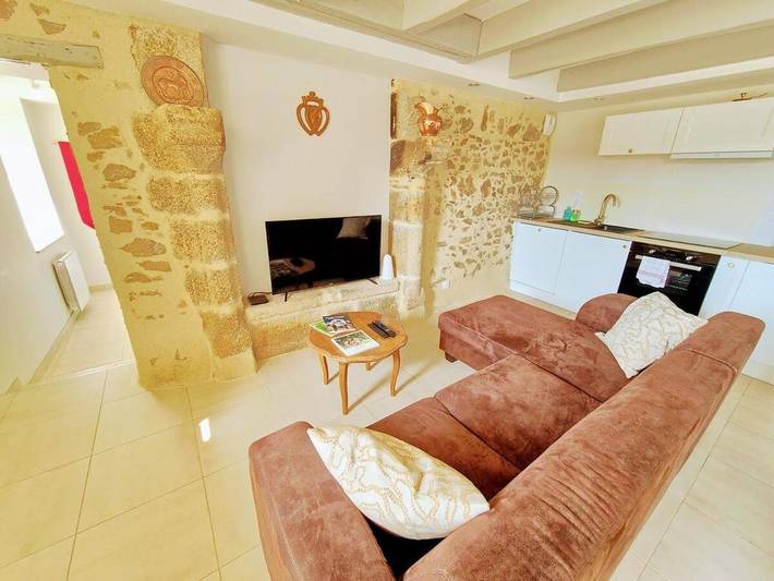 Maison d’hôte pour 8 personnes, avec terrasse à Saint-Michel-Mont-Mercure - 2