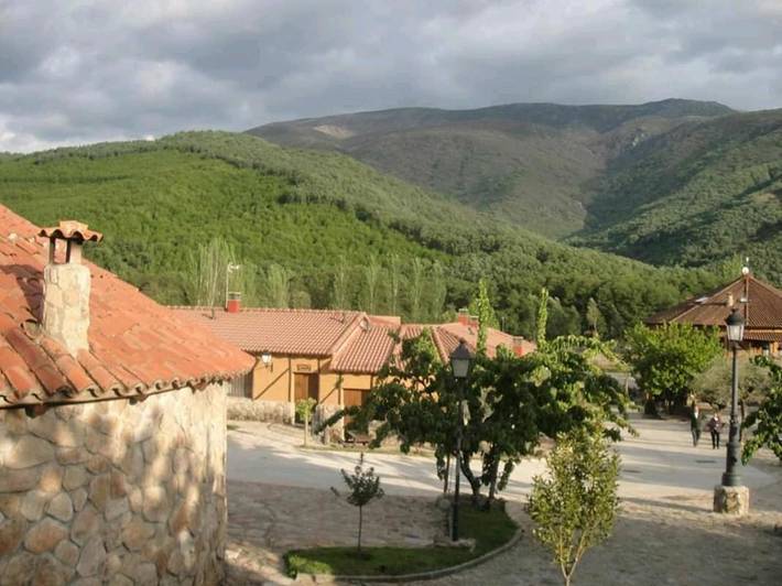 Apartamento de vacaciones para 4 personas, con jardín además de piscina y vistas, Se admiten mascotas en Extremadura - 2