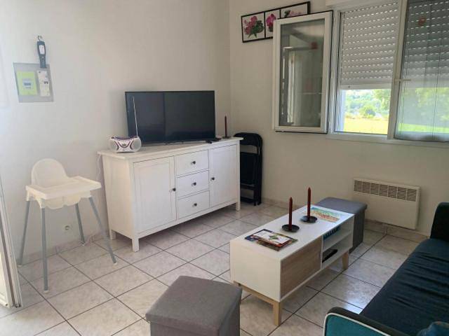 Gîte pour 6 personnes, avec terrasse et vue à Aste-Béon - 3