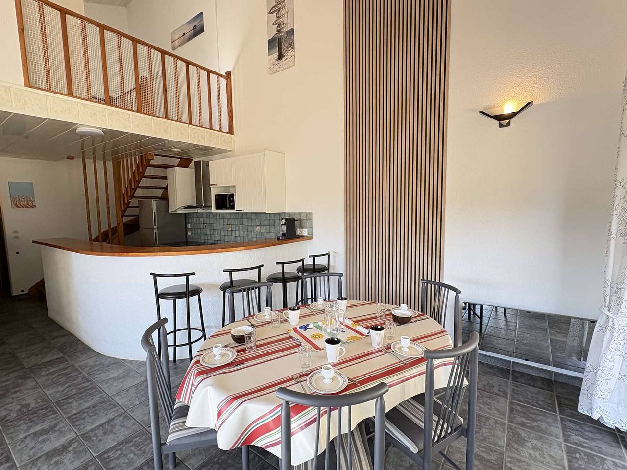 Geräumige Villa Nahe Strände, 8 Pers. in Biscarrosse Plage, Biscarrosse