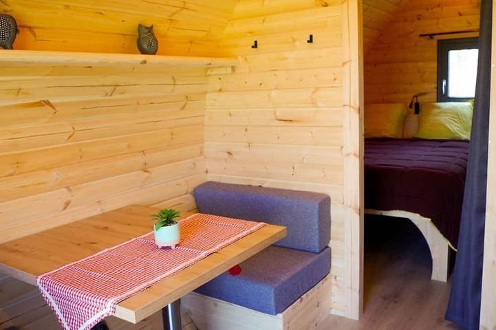 Gîte pour 4 personnes, avec jardin à Lugny - 2