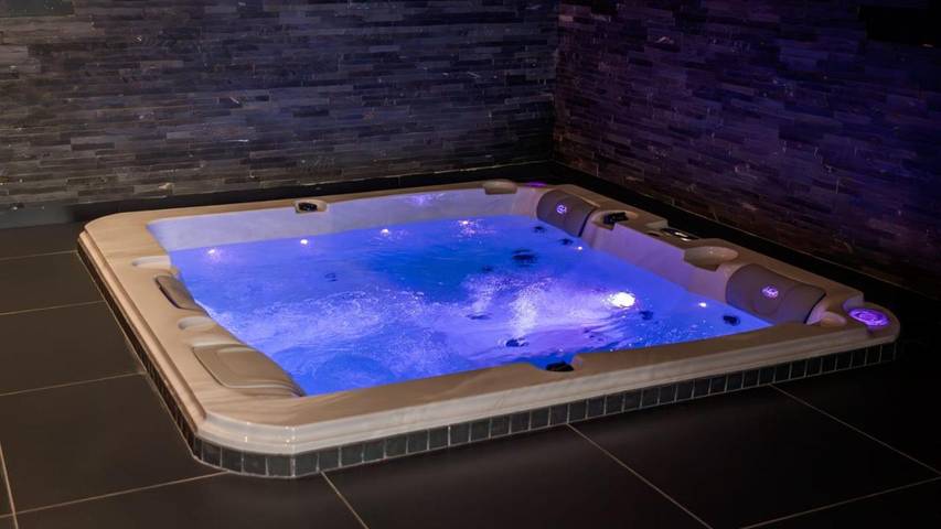 Gîte pour 2 personnes, avec jacuzzi et sauna à Précy-sur-Oise - 2