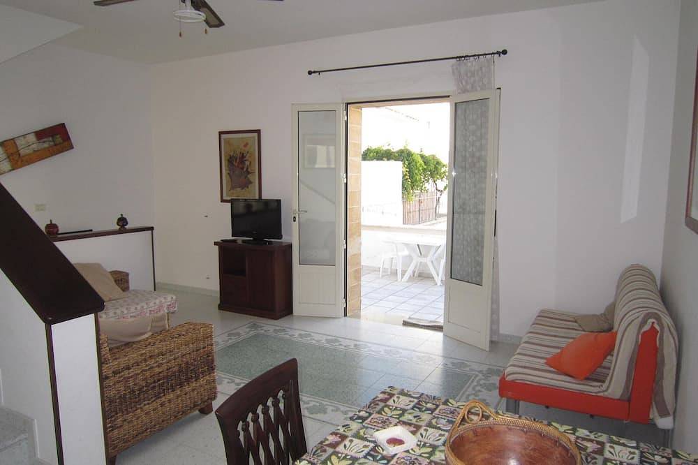 Only 150 Meters From The Sea Of S. Salento- Maria Di Leuca- Pescoluse-Torrevado in Leuca, Castrignano del Capo