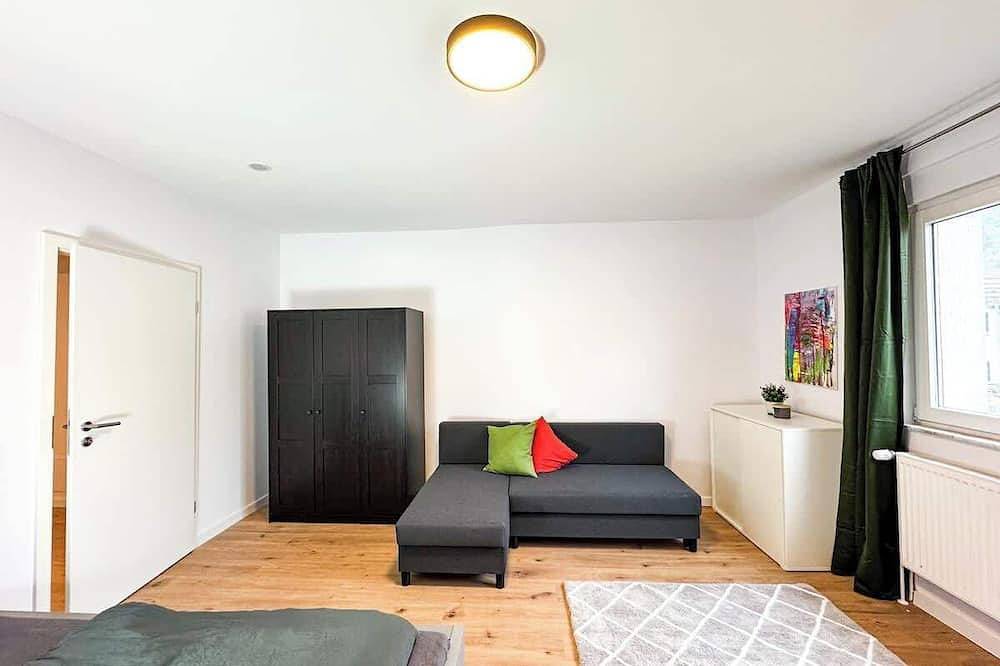 Ganze Wohnung, Große Gruppen im Süden Berlins in Großbeeren, Teltow-Fläming